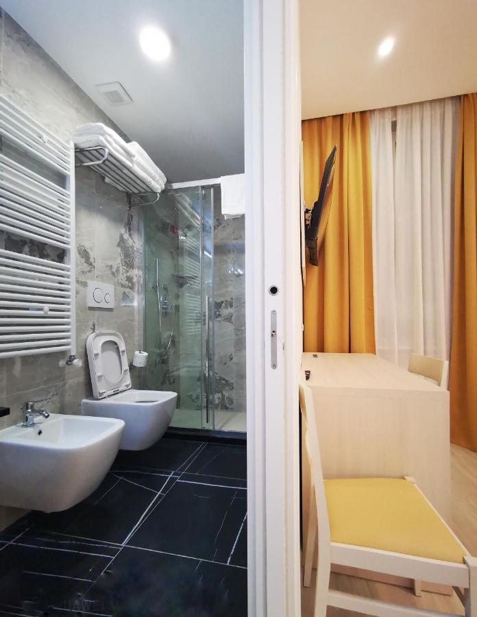 Twin Room,1139678200:JPEG