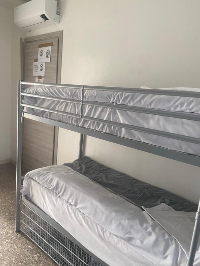 Stapelbed in Slaapzaal voor Vrouwen