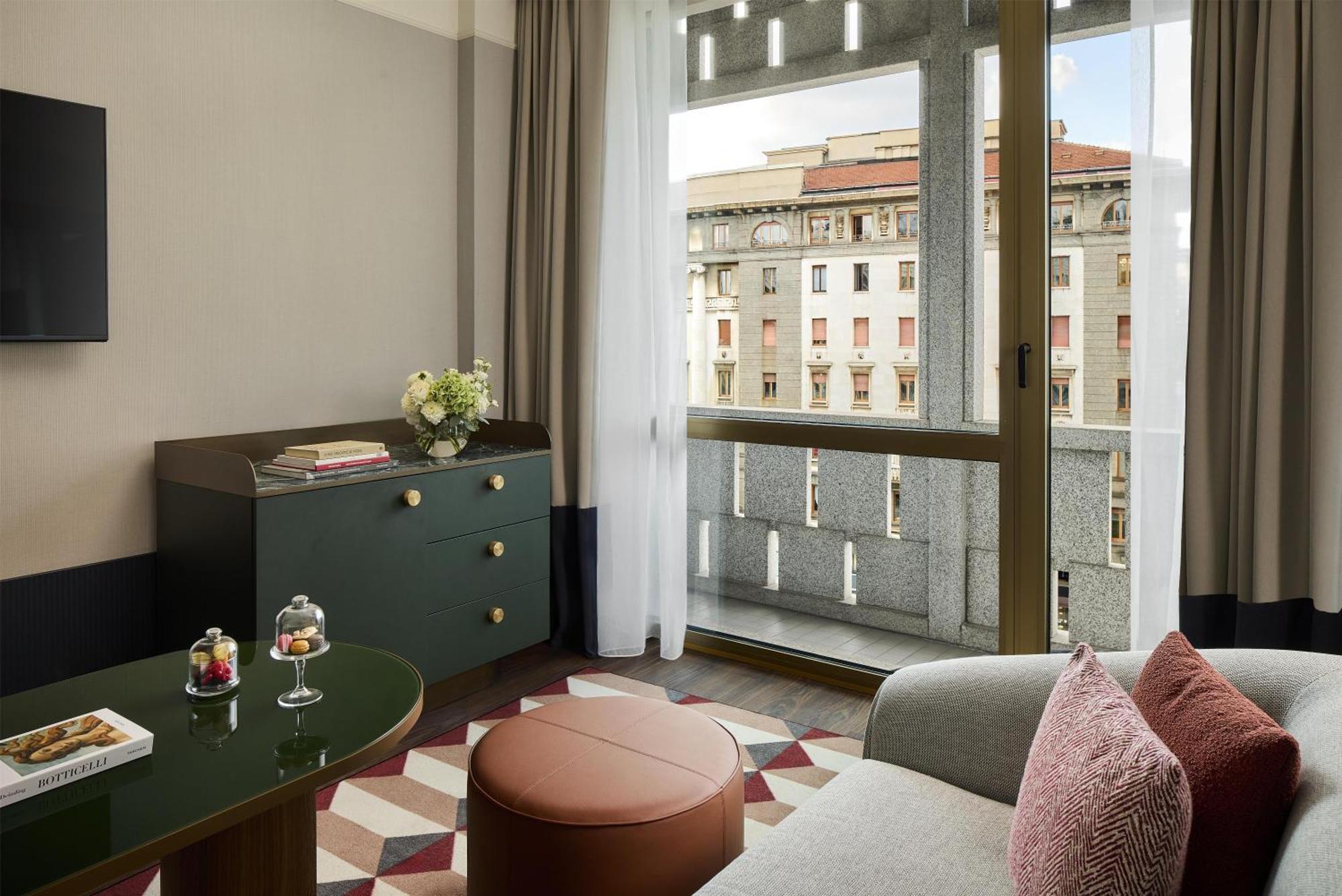 Suite Junior Exécutive avec Lit d’Appoint (2 Adultes + 1 Enfant)