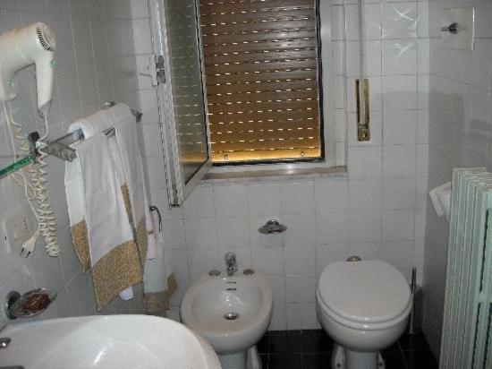 Single Room,61050823:JPEG