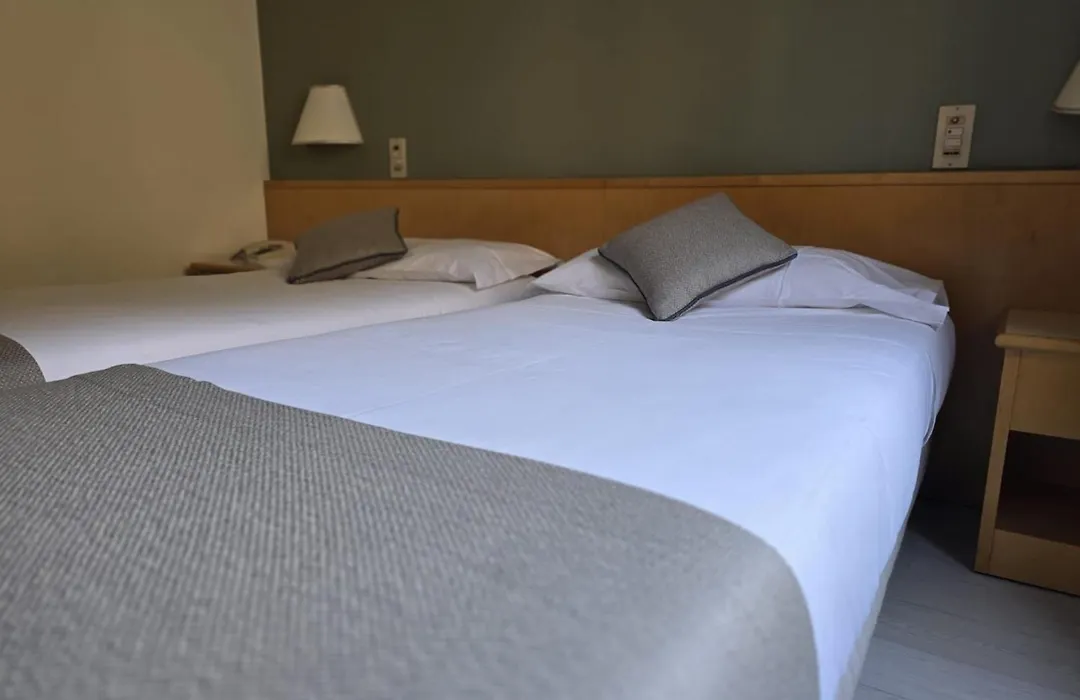 Mokinba Hotels Sant'Ambroeus-1