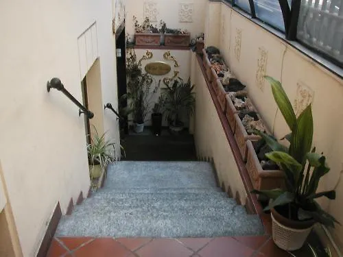 Hotel Vienna-1