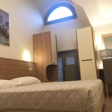 Hotel Montecarlo-3