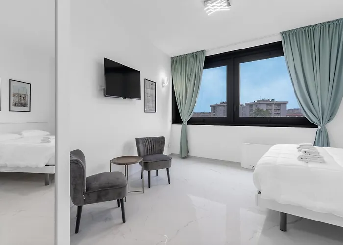 Hotel all'aeroporto: Ponale Suites Foresteria Lombarda